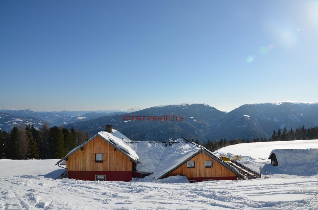 Gasthaus Rieglerhuette Sankt Lorenzen ob Murau Luaran gambar